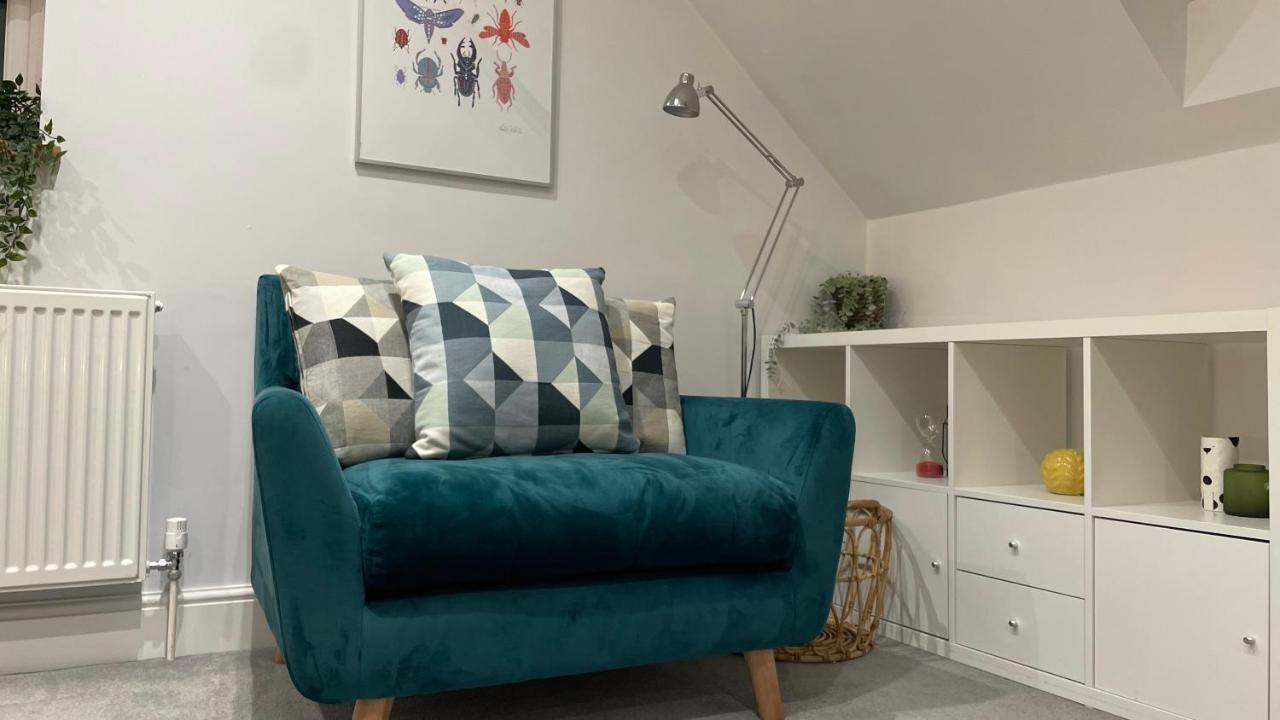 Unique Luxury Detached Apartment In Windsor That Sleeps 4 외부 사진